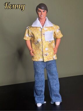 Honeycomb Print doll Shirt with White Collar and pocket - OOAK
